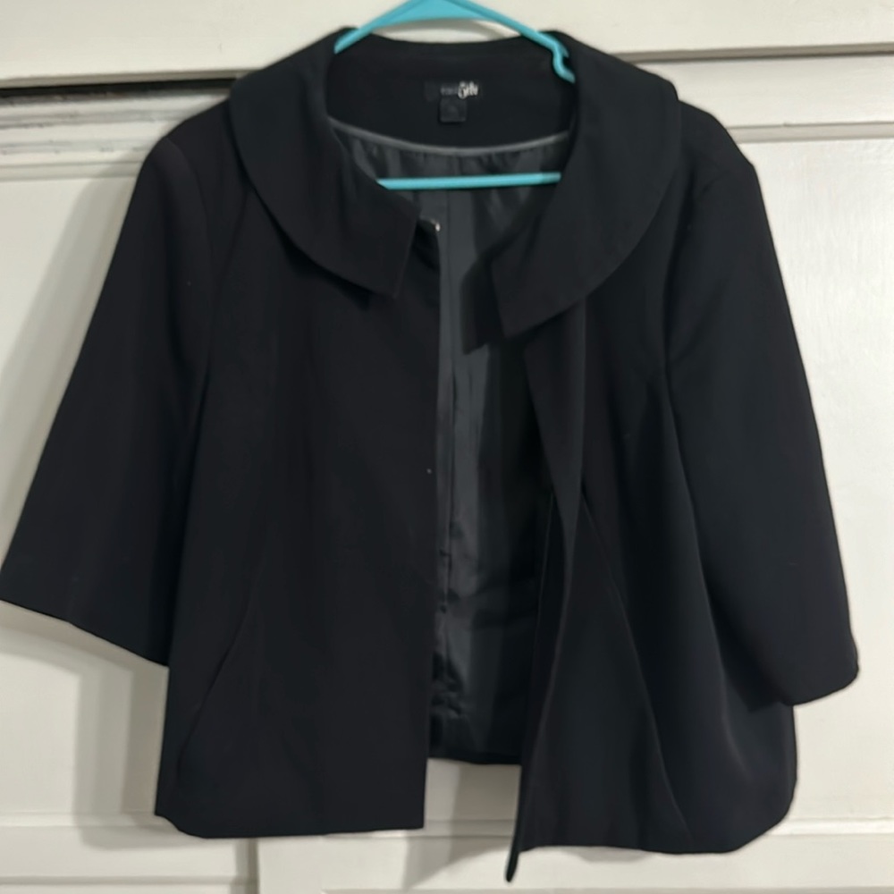 Unique Short Sleeve Sports Jacket